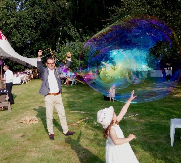 Unterhaltung mit Creativkopf - Kindergeburtstag in Dresden.